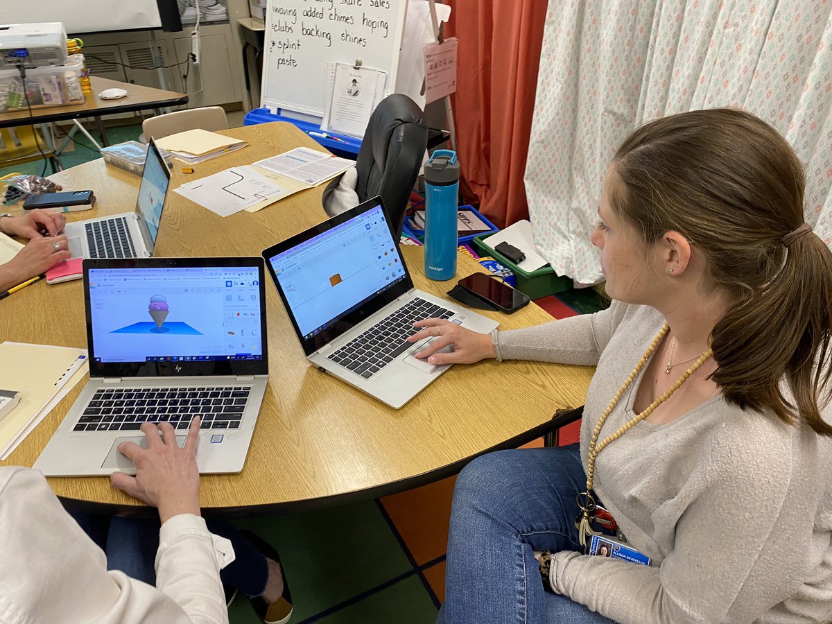 BCPSMIL's tweet photo. These teachers have some new, engaging tricks up their sleeves. They designed historical fiction artifacts in @tinkercad and programmed @Ozobot using Ozoblocky. So many classroom possibilities! #bcpsmakes @VillaCrestaElem @sfisherBCPS @delmendorf https://t.co/Wlm1uSHJQg