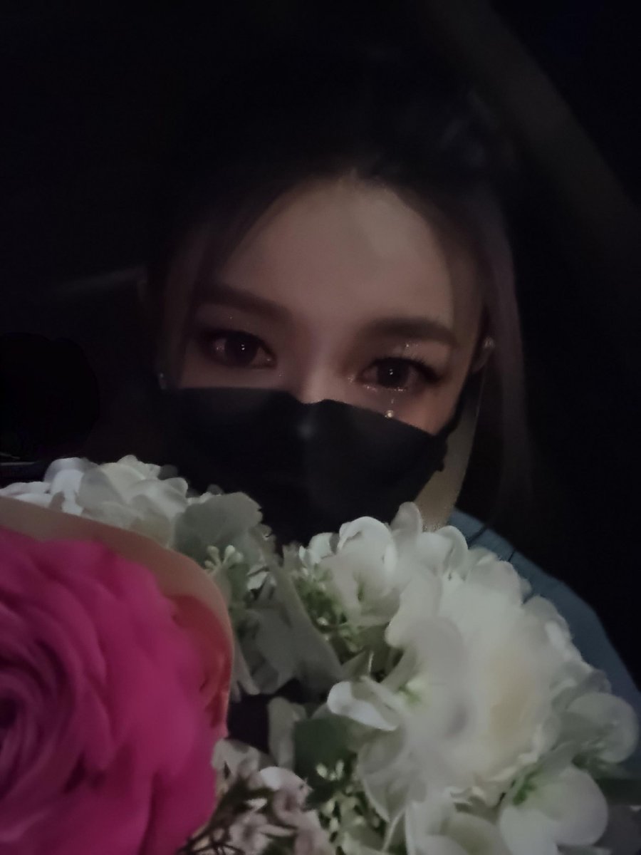 7_DREAMERS's tweet photo. 220420 #Dami Weverse Update

How dare you make me cry..! I'll make you pay, by giving you great performances! Thank you🤧💖

🔗 https://t.co/Nd9Bx41goh

#드림캐쳐 #Dreamcatcher #DREAMCATCHER1stWin #MAISON1stWin

7-dreamers HojuneTL
Please don't take without credit https://t.co/9iGXQhvtpl