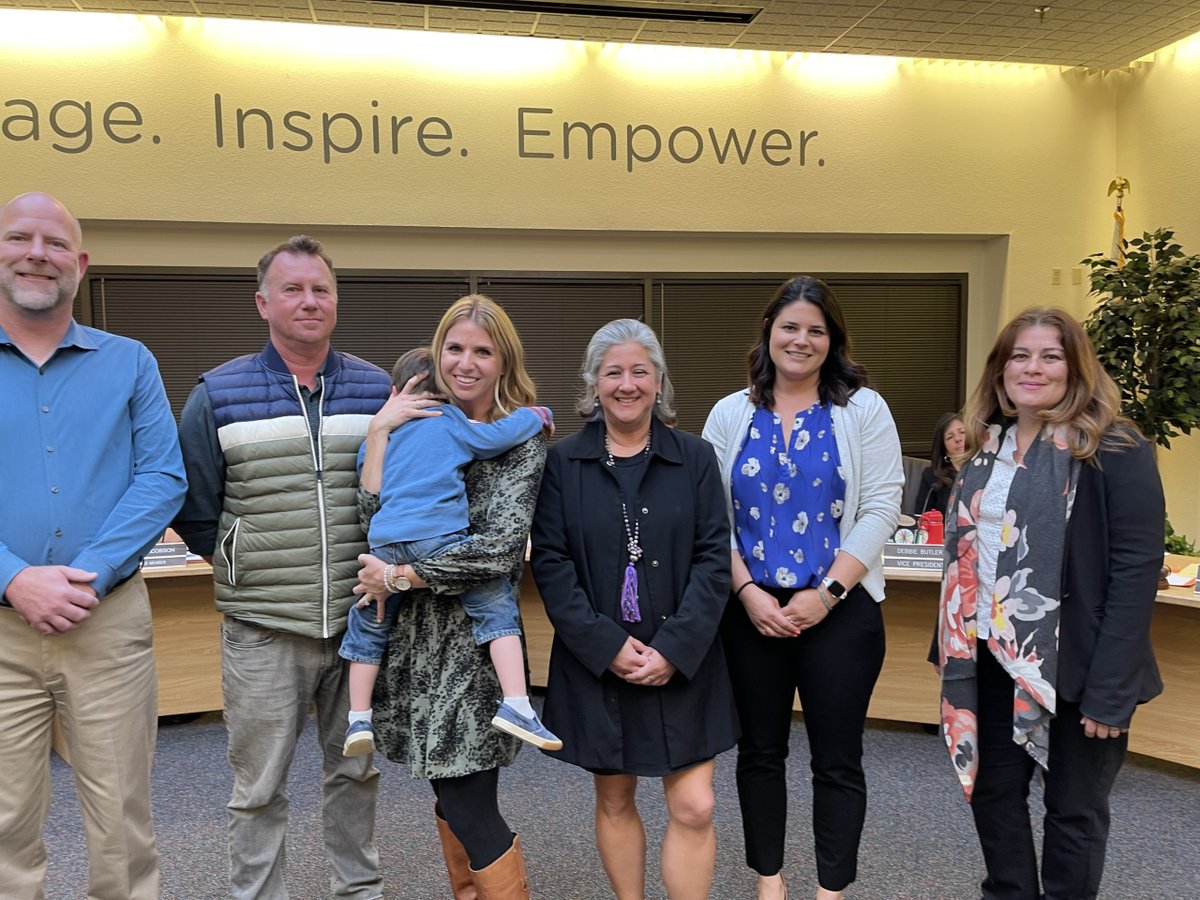 NUSD1's tweet photo. Welcome Kevin Goyer, Amanda Wagner & Karonlina Gage and Congratulations to John Matern and Deborah Baraban!
More info here: https://t.co/8tcPrMpJZh
#nusdrocks
#iamnusd https://t.co/BDllJRs3UR