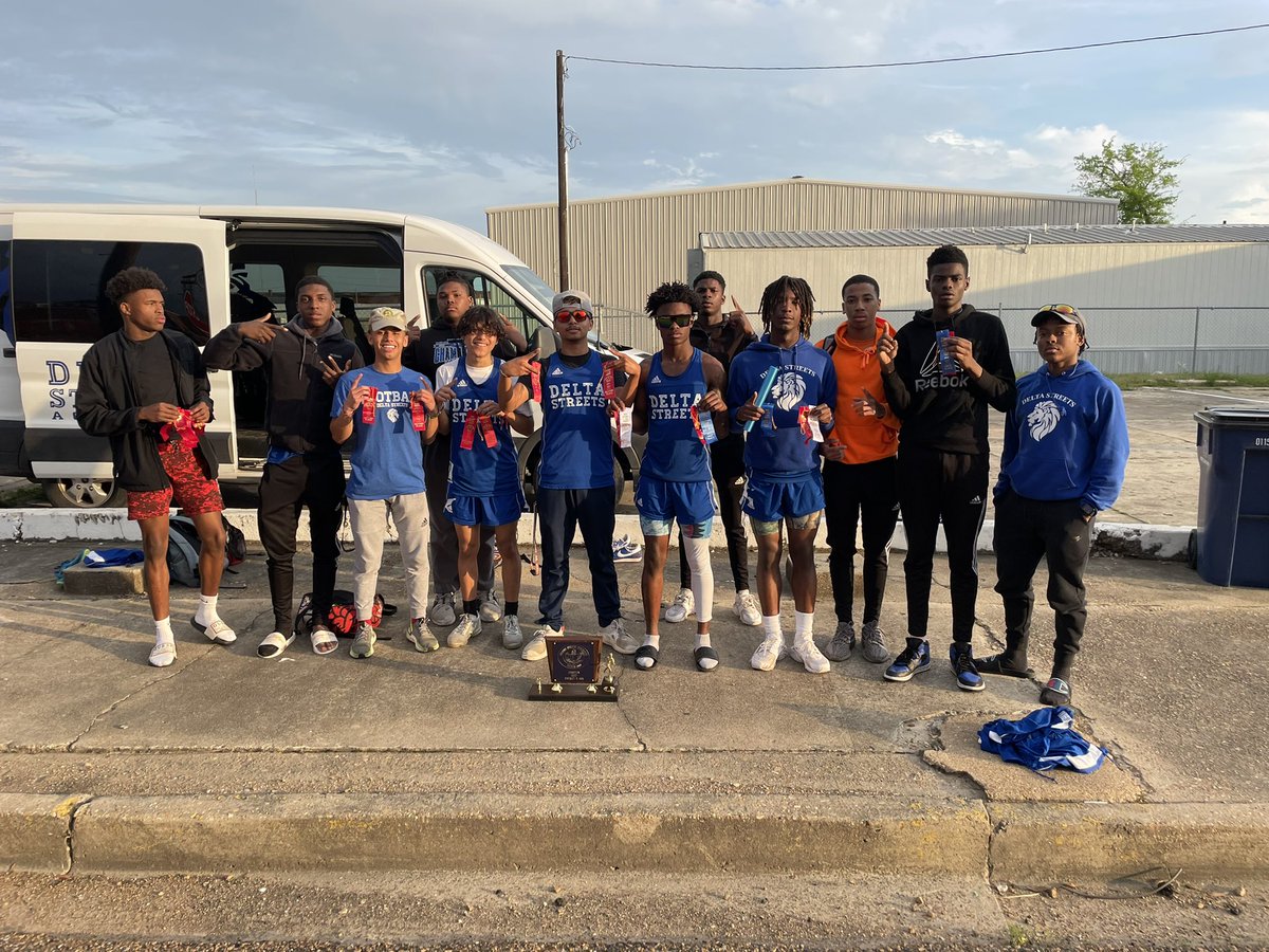 DSA is your MAIS 3A District Three Track champions!
