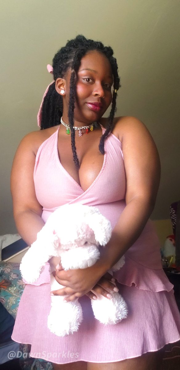 DefDawnSparkles's tweet photo. 😘 I'm done using Fet for the most part so all my cute shit is coming here! Spread the word I like attention 😝 https://t.co/cKTYEGVcB3