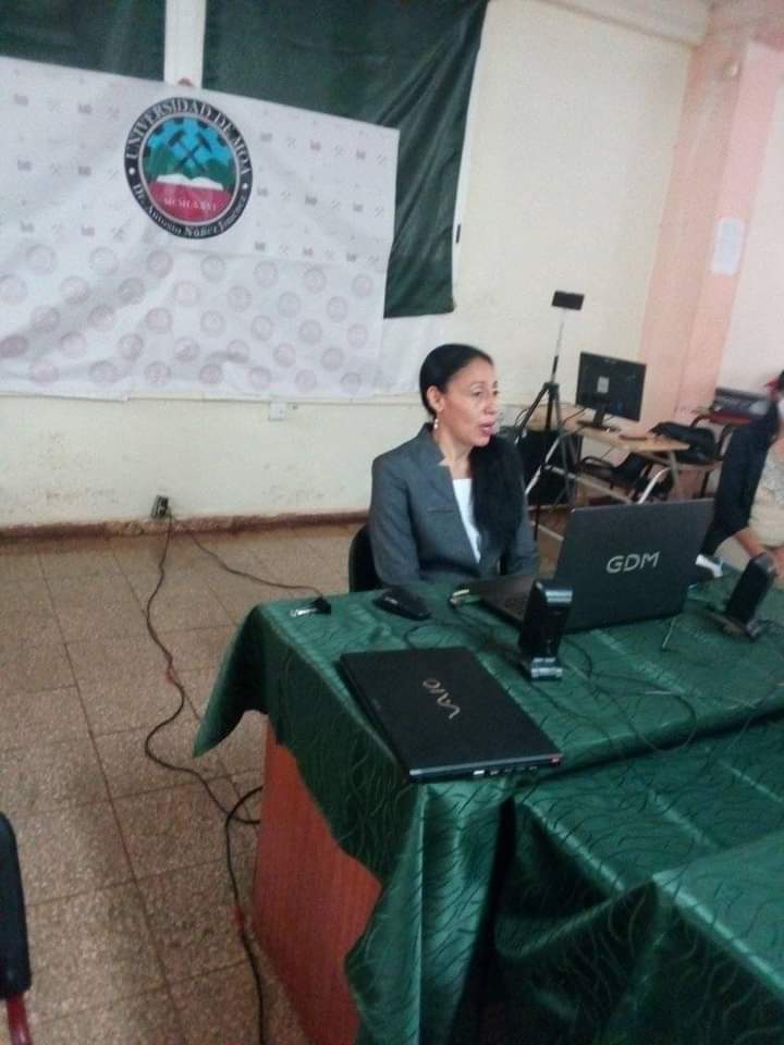YordanisTorres4's tweet photo. Da apertura el IV Taller de Comunidades Mineras en la @UniversidadMoa con la Conferencia Magistral Titulada: Las Ciencias Económicas en el Desarrollo de las Comunidades Mineras impartida por: Dra. C. Clara Luz Reynaldo Arguelles.
"Haciendo ciencia por un futuro sostenible" https://t.co/BEGsMS1pPP