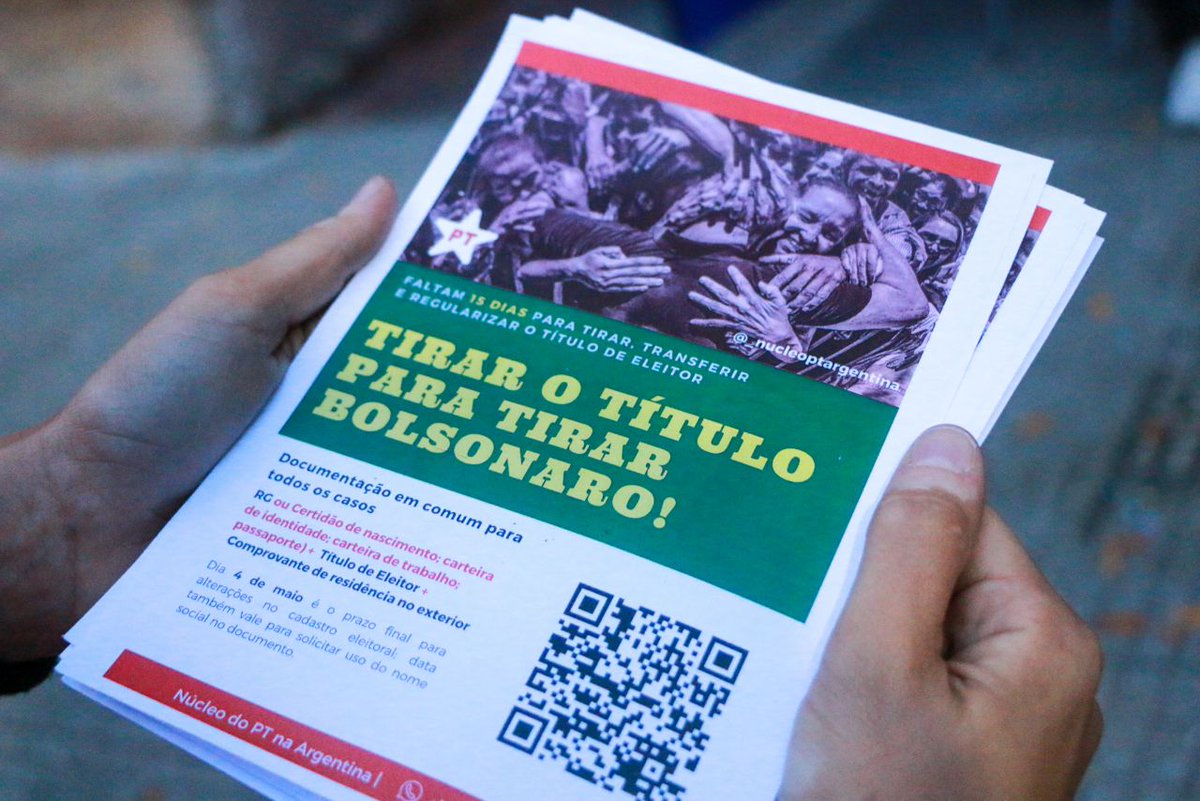 emergentesmedio's tweet photo. 📢Jornada colectiva de empadronamiento de cara a las elecciones presidenciales de Brasil.

El @PT_Argentina realizó esta actividad en la Universidad de Medicina. https://t.co/nmu2kK9AZ5