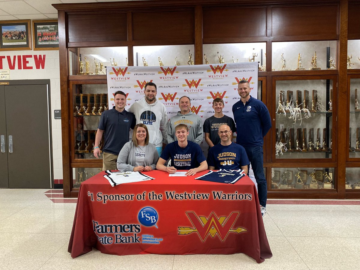 YoderMason's tweet image. Officially an Eagle @JudsonMBB @CoachBruceBruce