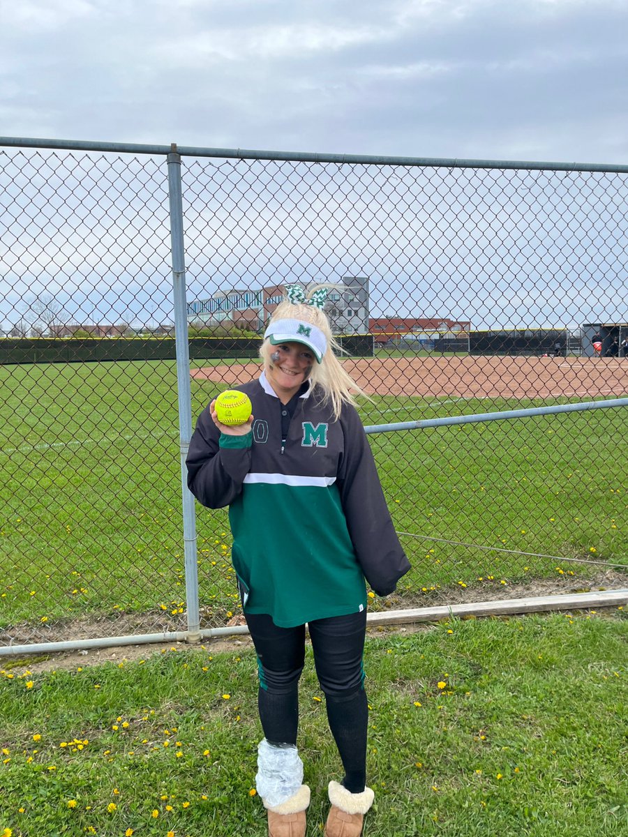 Ellie Offner tweet media