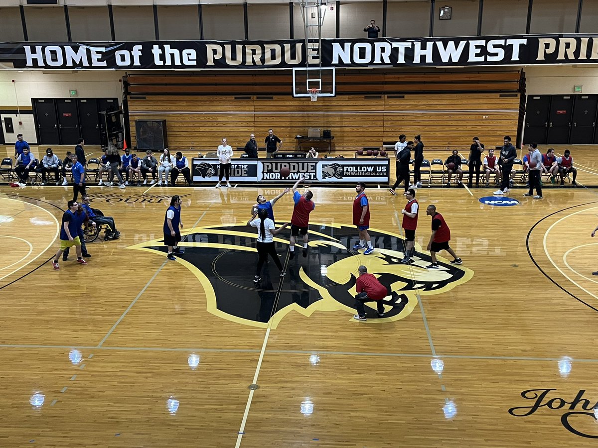 Our year wouldn’t be complete without a night of hoops 🏀 with Special Olympics <a href="/PNWBasketball/">Purdue Northwest Men’s Basketball</a> <a href="/boomerroberts/">Boomer Roberts</a>