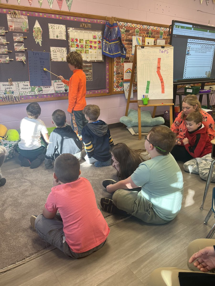WyomingCSD's tweet photo. Morning meeting with 2nd grade today!! Great way to start my day!! https://t.co/D4QeOZtBYR