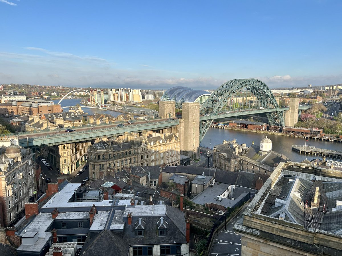 What a view of the best sky line and bridges in the world #tynebridge #toon #home #proudtobeageordie #itsgrimupnorth #aboverooftop