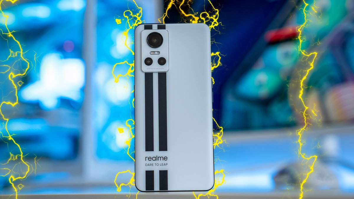New Vid: youtu.be/mNRJciS0ZKg
The brand new Realme GT Neo 3 is here! First impressions and quick charge test of the 150W Charger! 
Retweets, likes, shares, kisses, hugs are all welcome!