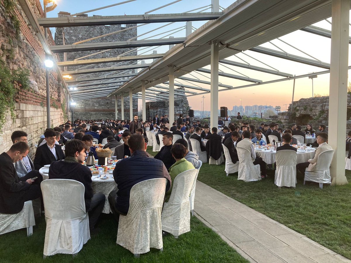 İstanbul Ülkü Ocakları Üniversiteler Birimi tweet media