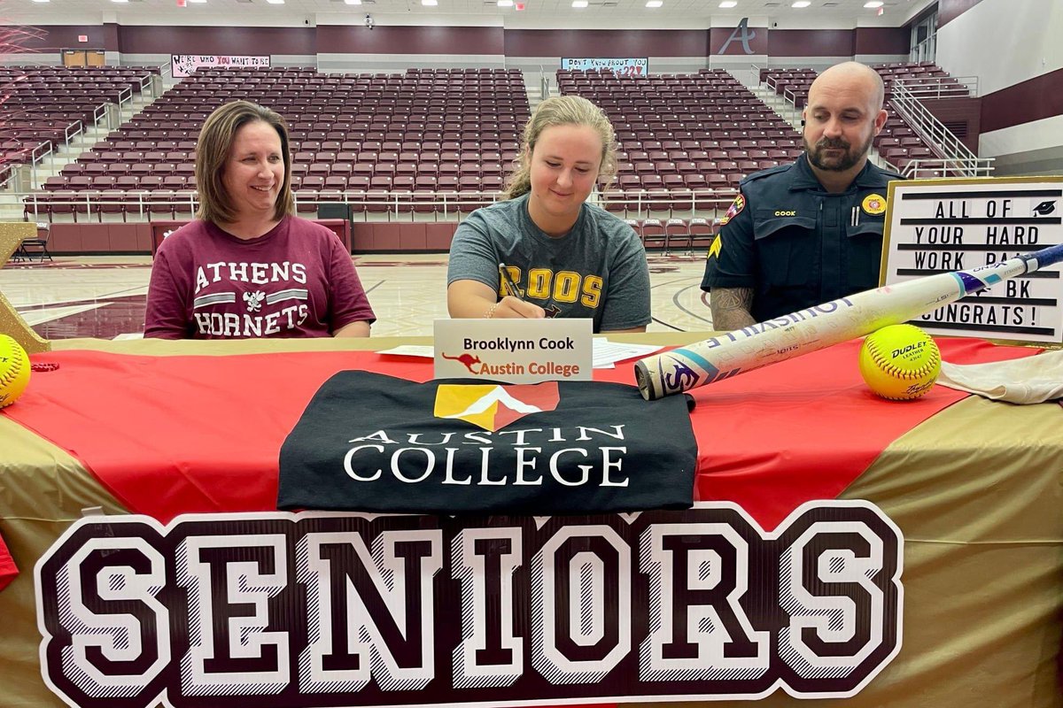 So excited to be joining the Austin College Softball team and further my softball career. Proud to be a ROO! <a href="/ACRoosSoftball/">AC ‘Roos Softball</a>