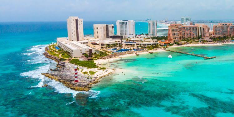 ✨ ¡HOY CANCÚN ESTÁ DE FIESTA!🌴

Este día nuestro destino turístico celebra 52 años de ser la joya de México. 

Un paraíso tropical reconocimiento mundialmente por la belleza de sus playas y la hospitalidad de su gente. 🇲🇽

#52AniversarioCancún
