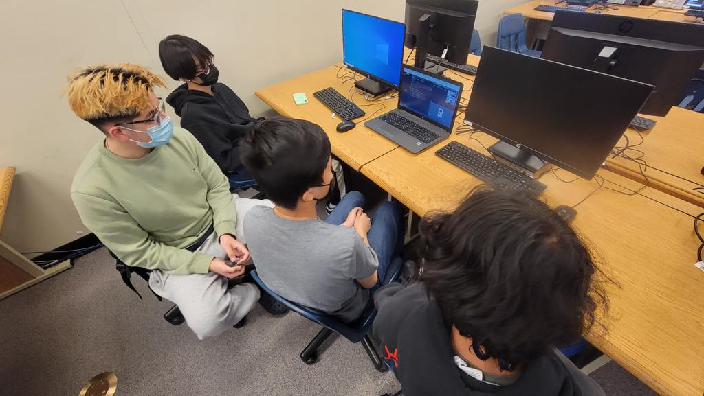 rdmills78's tweet photo. Kids conferencing with #TinyCircuits team. Great opportunity to see how things are done in a real world setting. Kids have been working hard with the #Thumby. #RHSExcellence https://t.co/U0phtG1S48