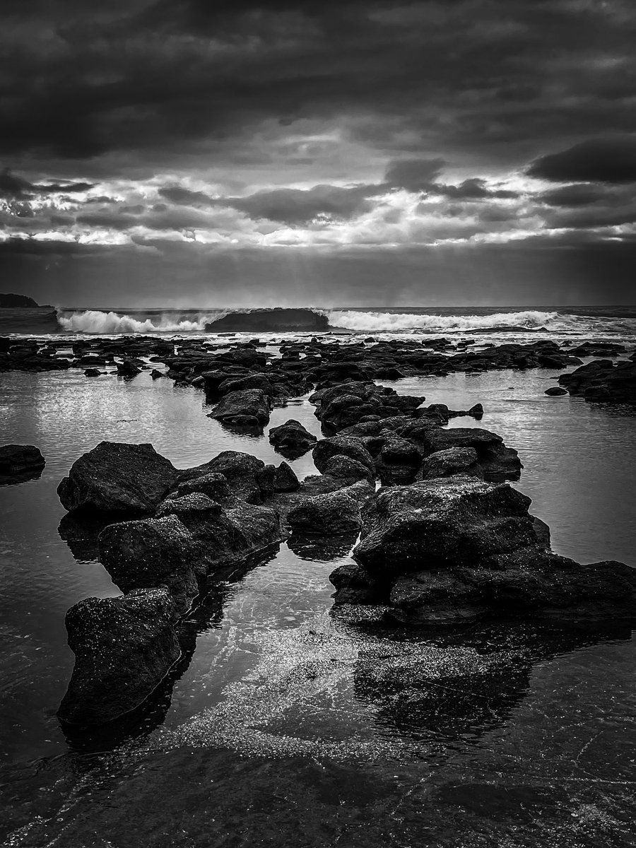 Rockcat_BnW's tweet photo. To the sea #blackandwhite #photography https://t.co/ItoHA6qoQr
