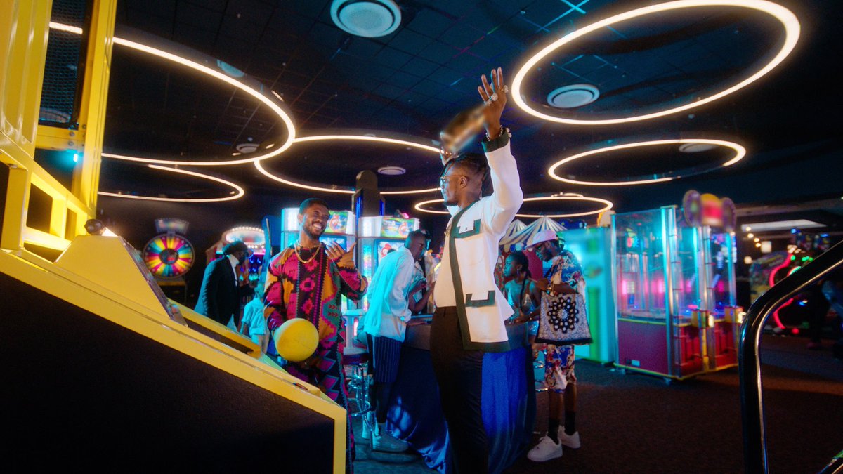 priorgoldpictures tweet media