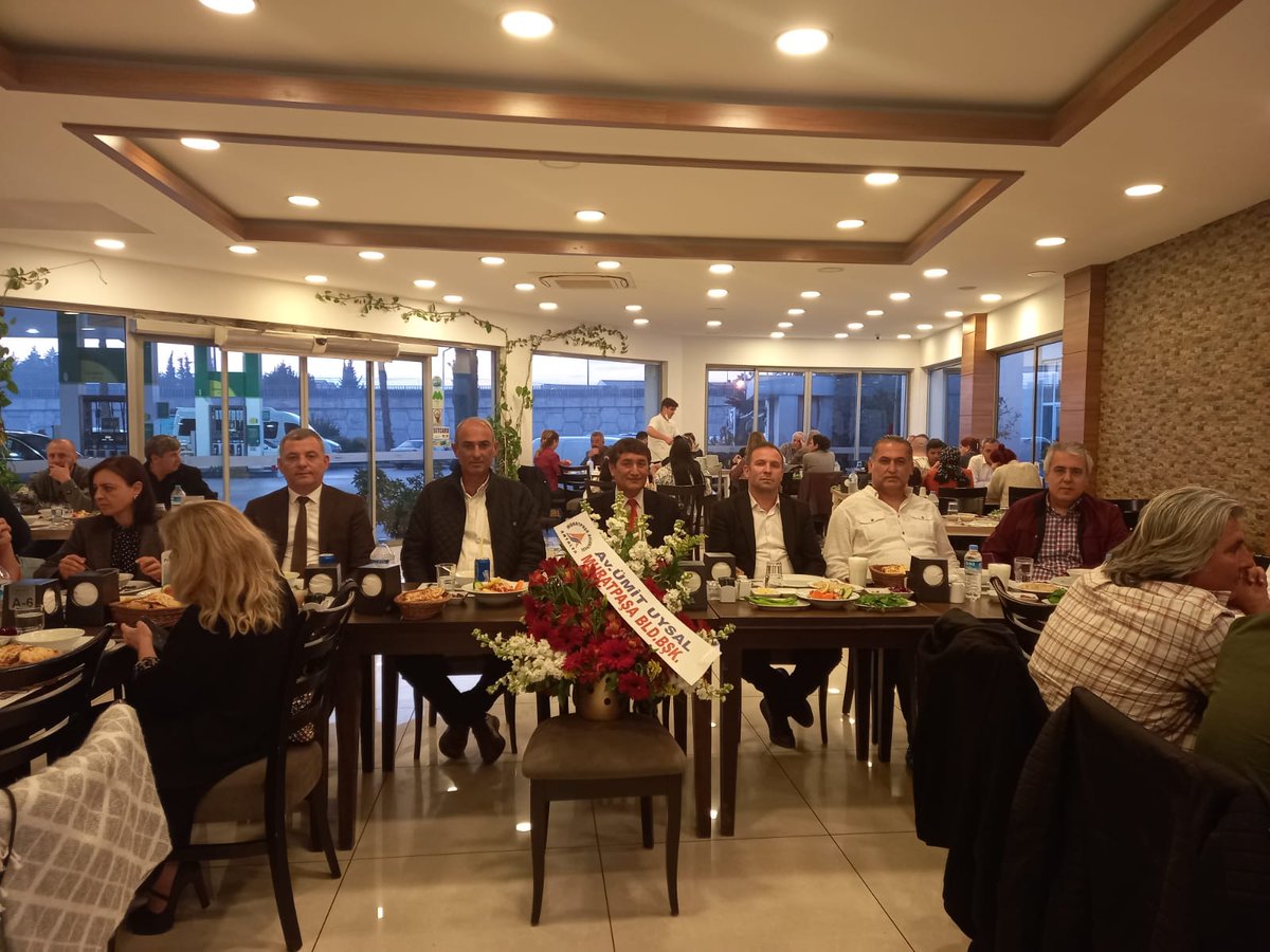 bdBDemir's tweet photo. Kurucusu ve Yönetim Kurulu üyesi olduğum Antalya Serikliler ve Yörükler Derneği'nin iftar programına katıldık. Emeği geçenlerden Allah razı olsun. @ADNANTEZGEL https://t.co/sKZrx0LP0o