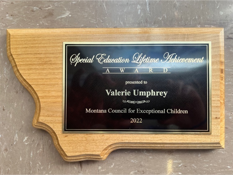 missionschools's tweet photo. Join us in recognizing Mrs. Valerie Umphrey for her recent Lifetime Achievement Award.  She was recognized by the Council for Exceptional Children.  Even though she retired out of the classroom, she’s come back as our Home to School Coordinator.  This is well-deserved. https://t.co/fZTKGCOvml