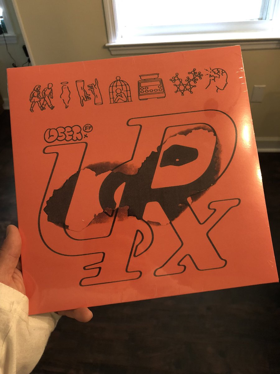 New <a href="/USERxWORLD/">U S E Rx</a> vinyl came in today 🔥 <a href="/ROZWELLUNIVERSE/">Rozwell®</a> <a href="/MattMaeson/">Matt Maeson</a>