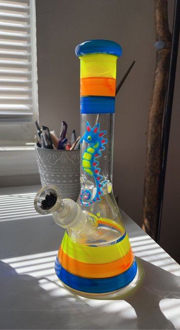 Look how cute 💙 Happy 420 ☘️ https://t.co/42IoKHMStk