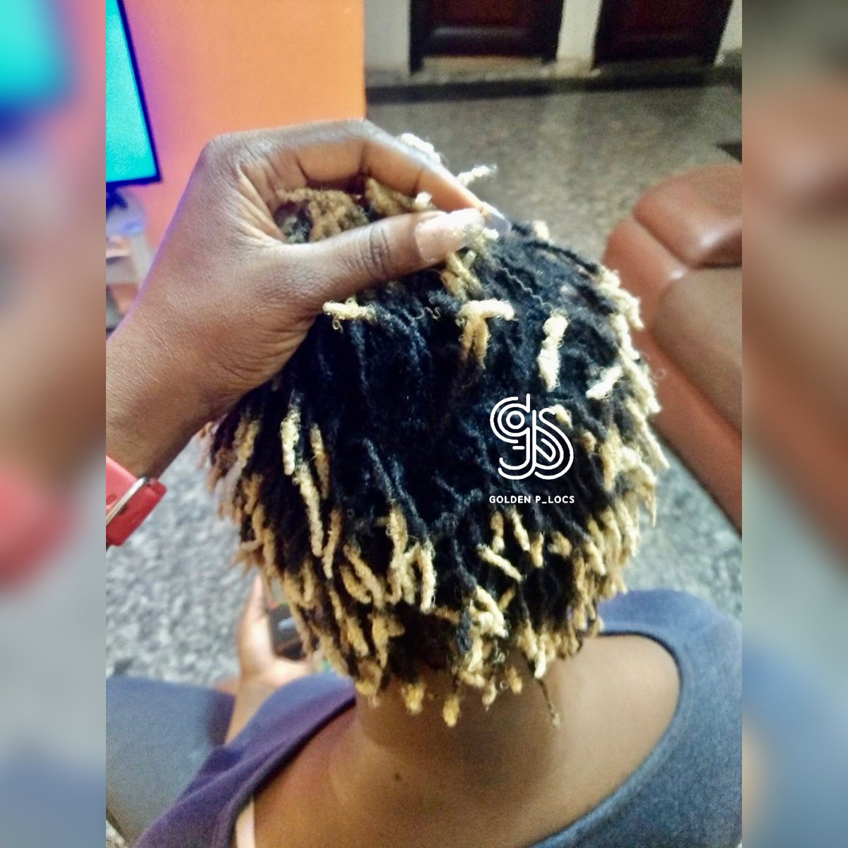 goldenP_locs's tweet image. Let Me Start, Maintain And Repair Your Locs.
Send A Dm, Whatsapp/Call +2340703483483 To Book An Appointment With Us…
#locextensions #microlocs #loctician #goldenp_locs #lagosloctician  #instantlocs #loclivin #homeservice