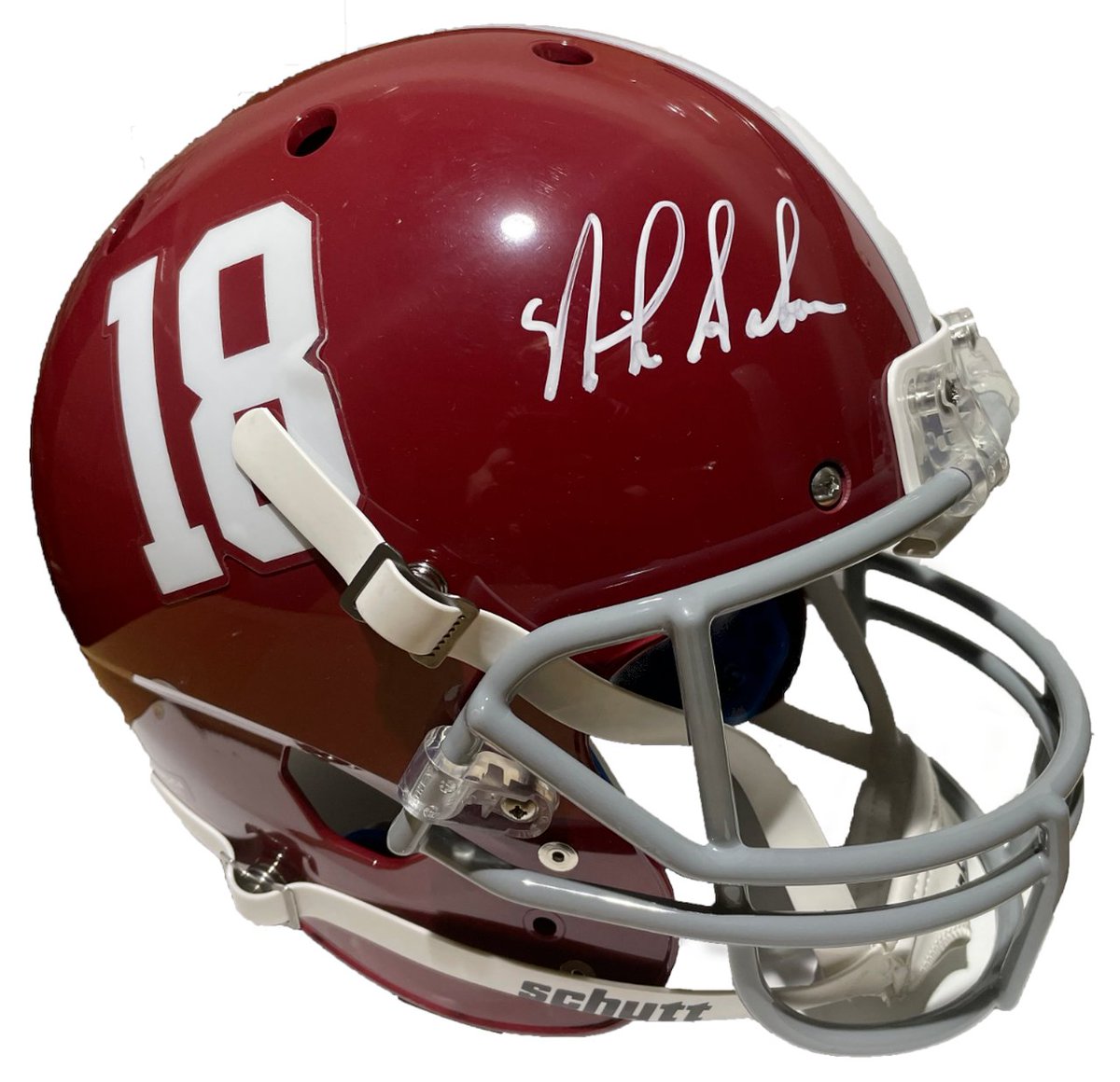 TDAlabamaMag's tweet photo. Who wants an authentic signed Nick Saban Alabama helmet? 

Like/RT and stay tuned for more information! https://t.co/cabUGIpDKX