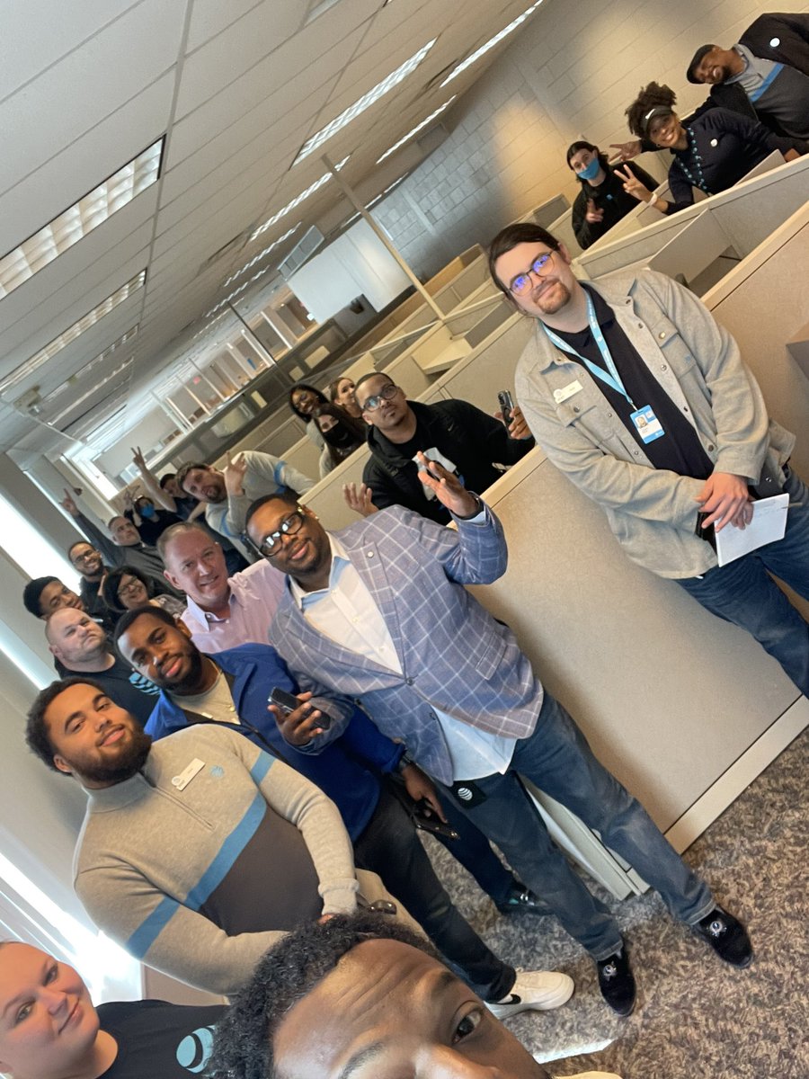 ray_jubilee's tweet image. Great blitz day with our Many CSEs. A lot of skills transferred , partnership is key to winning !!! @MikeHar22136929 @TheoAlexander11 @TomMonahan10  @WalegaMatt #MakingWaves