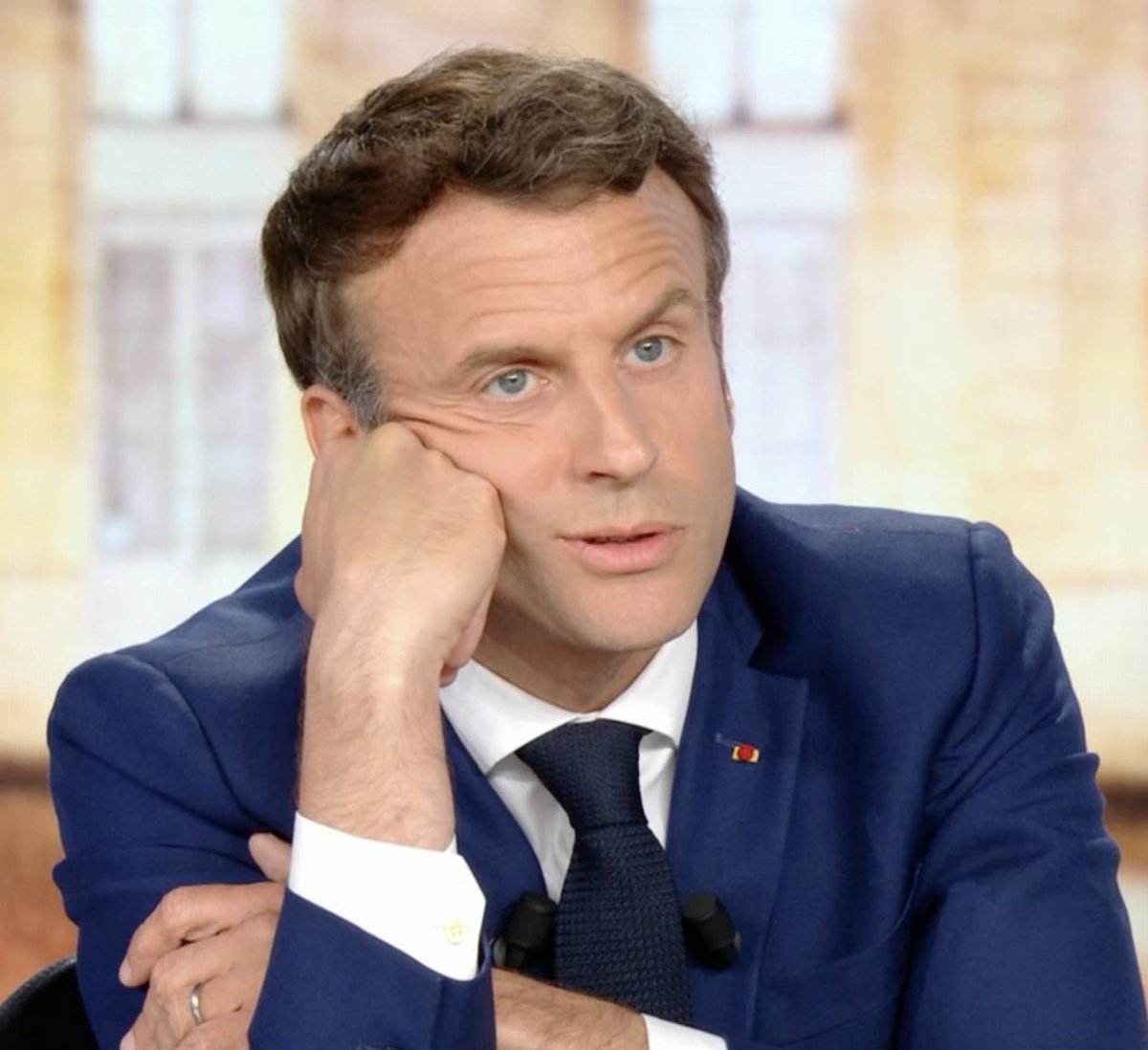tamiooka's tweet photo. Si Arrogant était une personne
#debatmacronlepen https://t.co/Df4mYm9Q7U