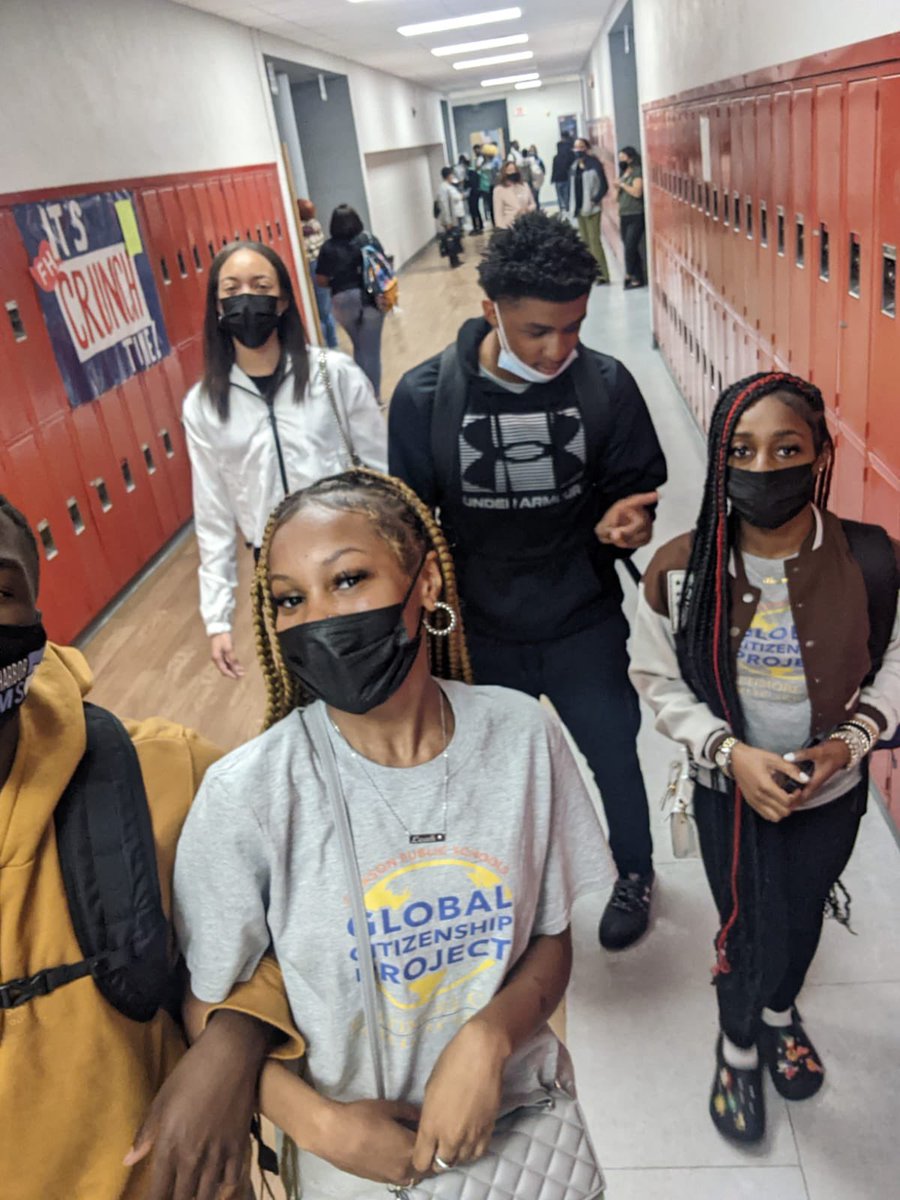SwintonBuck's tweet photo. We are so proud of our JPS exchange students who are currently exploring everything @JPSDistrict! Exposure is key and I’m thankful to @BaltCitySchools, @jessfedderly, and Ms. Telambong for leading this opportunity. @RealDHHS https://t.co/BE6wpVMiKy