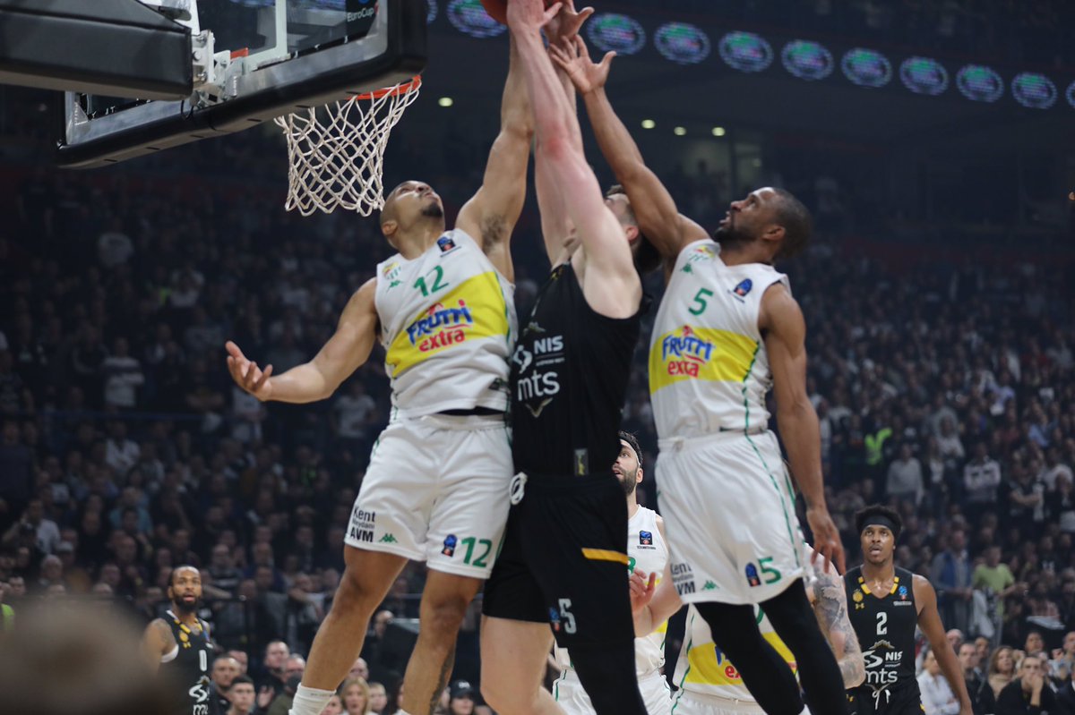 ZAFEERRRR🔥🔥🔥

Partizan 95-103 Frutti Extra Bursaspor