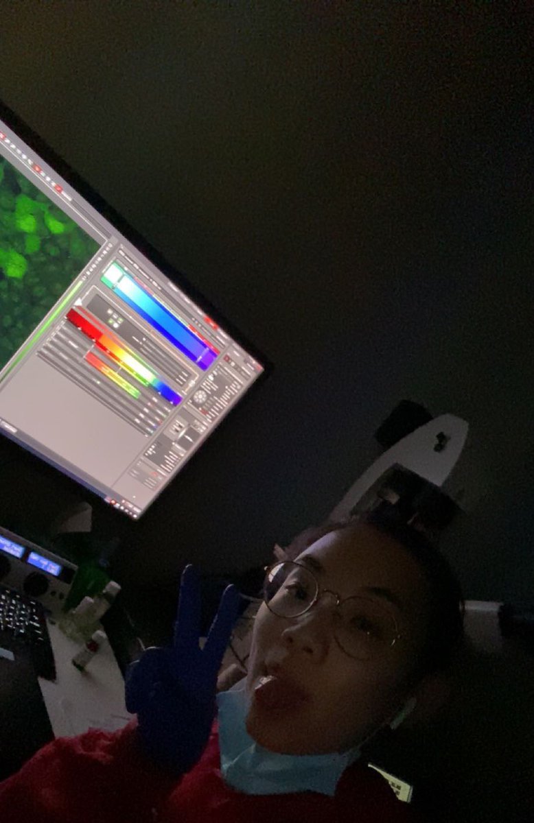 ashIaeth's tweet photo. @GENESIS_SENSHI @GHARLIERA1 I do research in science and I love it! Here’s me imaging my first ever immunofluorescence stain (I can see here it was not great, LOL). And also, a pin I’ll treasure: “WOMEN BELONG IN THE LAB”! More women in STEM!👩🏻‍🔬💚

Discord: ash ♡#3544

 @GENESIS_SENSHI #GENE_SIS https://t.co/cBI82z8GbM