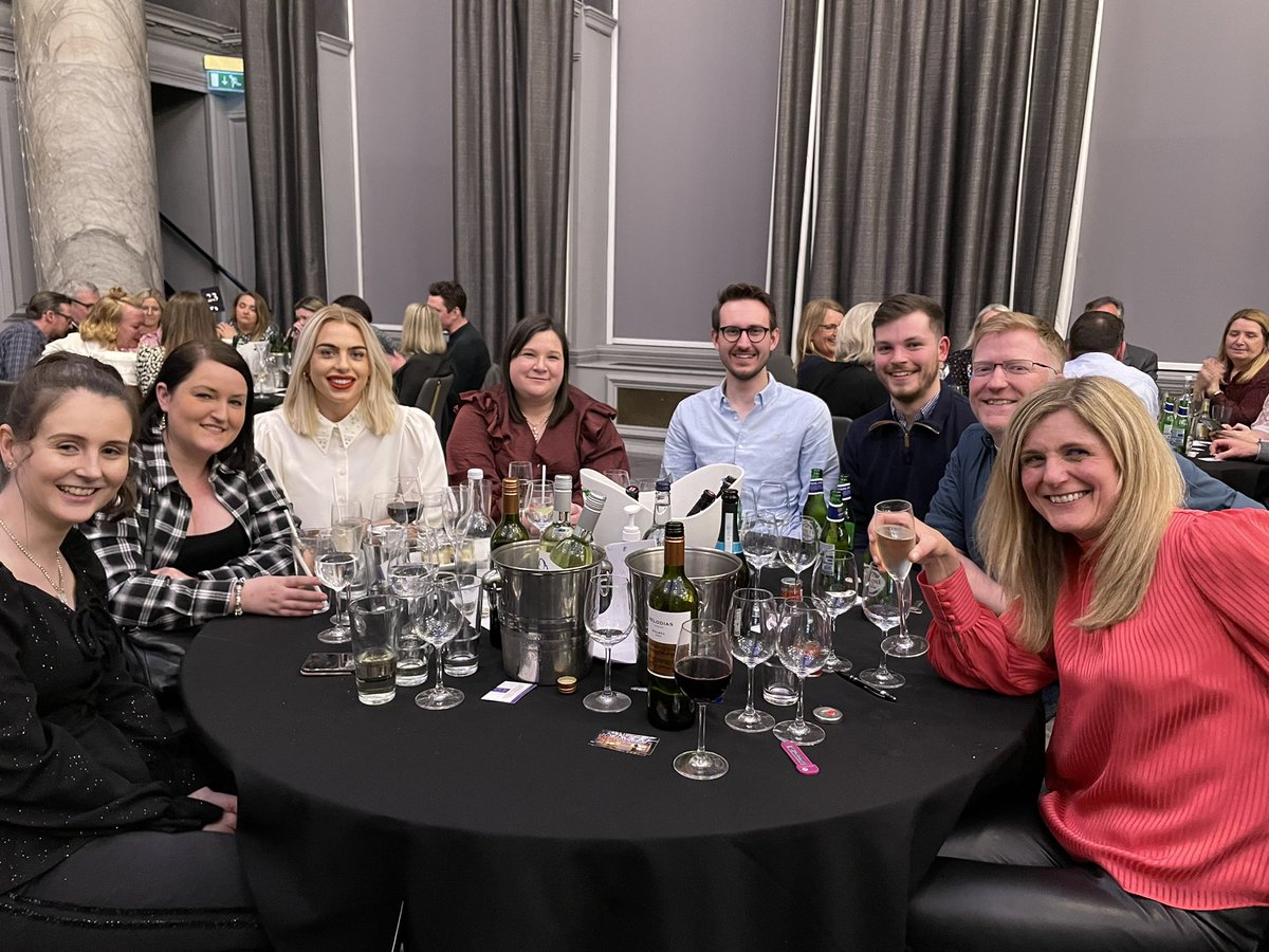Team <a href="/BlackaddersLLP/">Blackadders LLP</a> at the #wosifquiz. Look at the size of those brains!!! <a href="/Duffy81/">Fly you fools!</a> @EmpLawEthan @DisputeLawSusan @TraineeMorganP <a href="/familylaw_emma/">Emma Sadler</a> <a href="/TraineeCharlie/">Charlie Fletcher</a> <a href="/StephanieYCarr/">Stephanie Carr</a>