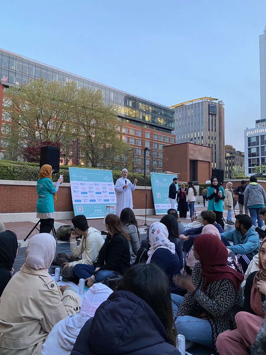 London impresses me every single day. Thank you to <a href="/OpenIftar/">Open Iftar</a> for bringing different communities together and making Ramadan away from home an amazing experience.