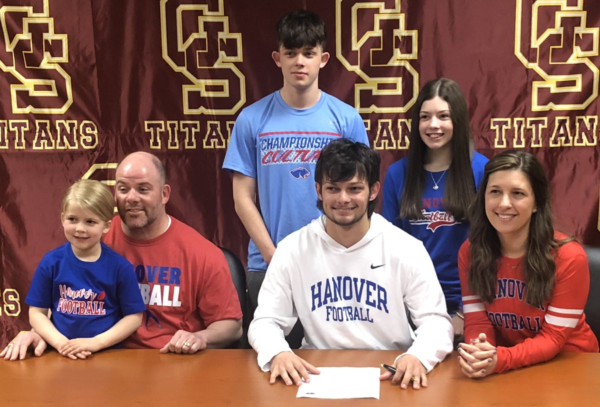 Drew Foster (<a href="/drewfoster8_/">Drew Foster</a>) has signed a NLOI to play football at Wabash College (<a href="/WabashFB/">Wabash College Football</a>), and Noah Bryant (<a href="/noahbryant35/">Noah bryant</a>) has signed a NLOI to play football at Hanover College (<a href="/HanoverFTBL/">Hanover Football</a>). <a href="/GSHSFootball/">GSHS Titan Football</a> #pdcprepsports