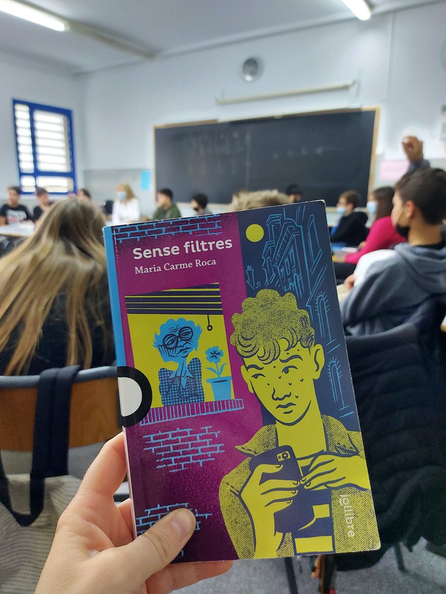 MCarmeRocaCosta's tweet photo. Avui, 20 d'abril, "Sense filtres" a l'@escola_im (Barcelona) i a l'escola Mare de Déu de Montserrat de Rubí. I "Sis revoltats" a l'escola Lloret de Barcelona.
@jollibre @loqueleo_es 
Moltes gràcies lectors/es, professors/es I @mvallverdupages i @margalopezaz per acompanyar-me!!! https://t.co/BRQz0Xkpli