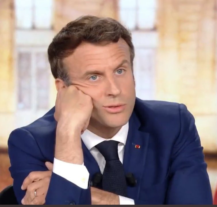 https://pbs.twimg.com/media/FQ0NmUPXMAEGJJO?format=jpg&amp;name=900x900