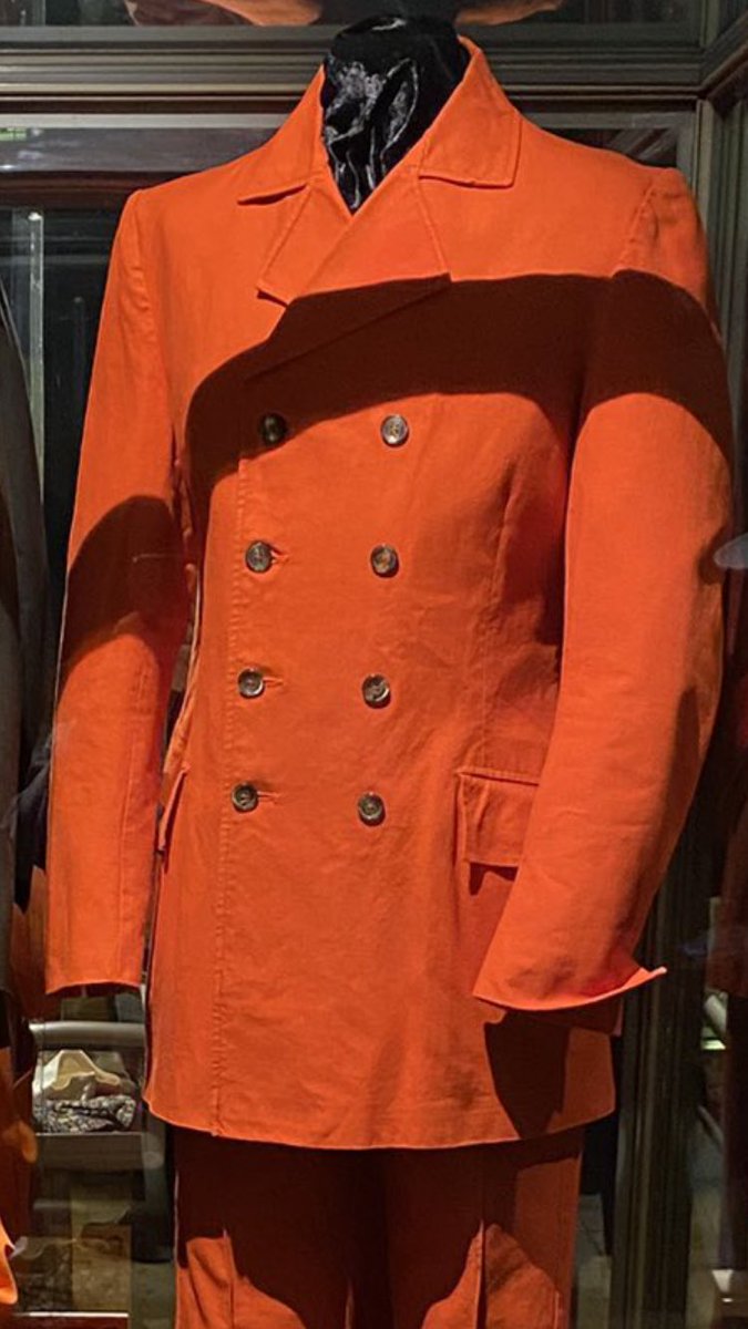 JaDerbyshire's tweet image. BINGO! Now I know why I kept dreaming of @Harry_Styles whilst setting up #PeacockRevolution @PickfordsHouse The future’s bright, the future’s …a trip to see what I mean Harry!