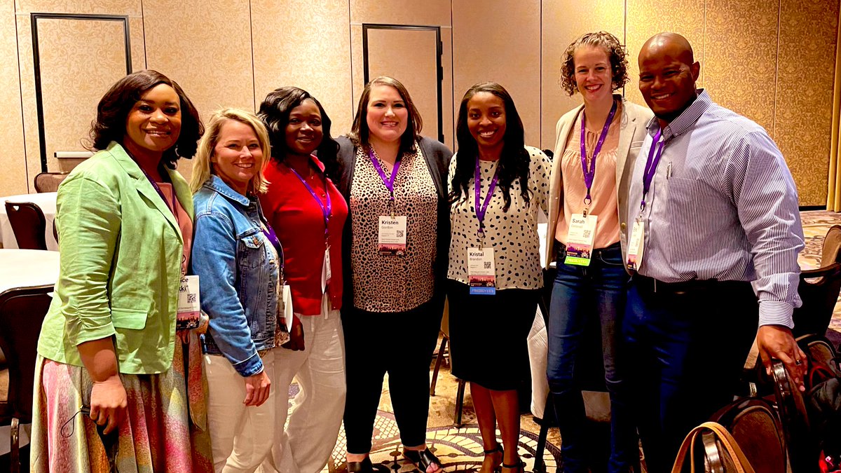 TheLenoxMethod's tweet photo. TROJAN TAKEOVER in Las Vegas! #msaconference #hssd @Park_IB_School @ovpaschool @OaklawnStem https://t.co/WeQLeXEvhC