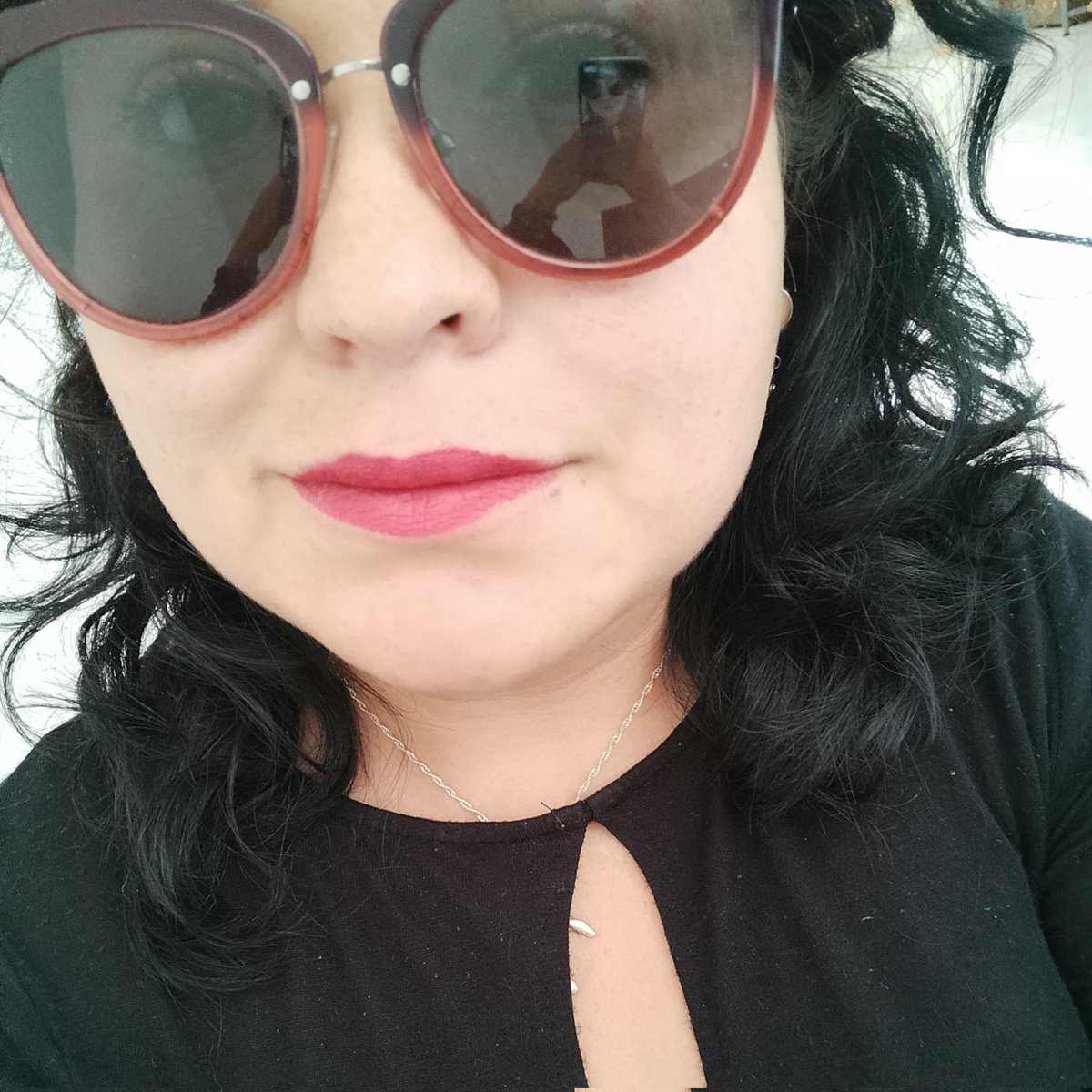 Diianav14's tweet photo. #NuevaFotoDePerfil https://t.co/TKtSTVSQuY