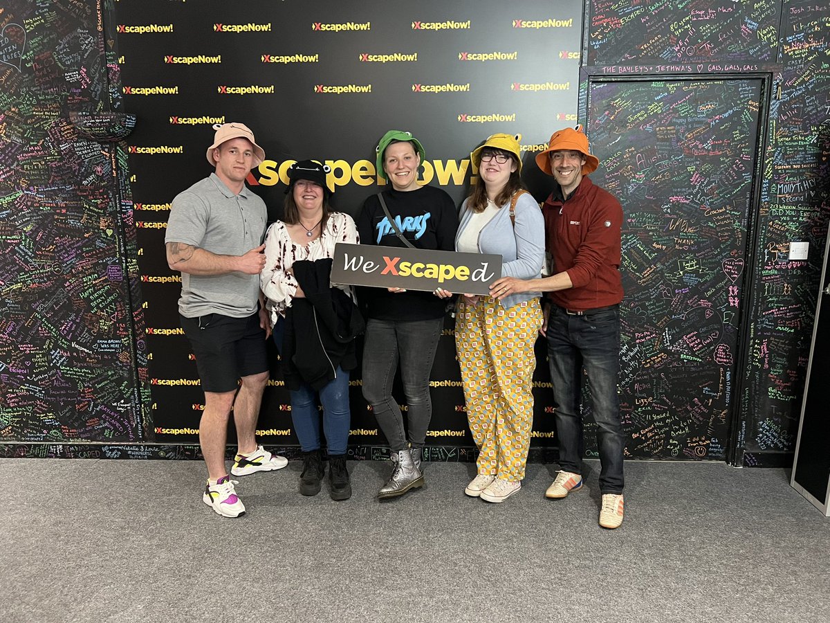 No ‘I’ in Team and the Walford Team absolutely smashed the <a href="/xscapenow/">XSCAPE</a> Room with 2 seconds to spare. Great experience and team builder before our students return next week. #teamworkmakesthedreamwork #WalfordTeam <a href="/DerwenCollege/">Derwen College - Post-16 specialist college</a> <a href="/PeterLeddington/">PeterL</a> @likeasheep11 @Dan_bf78
