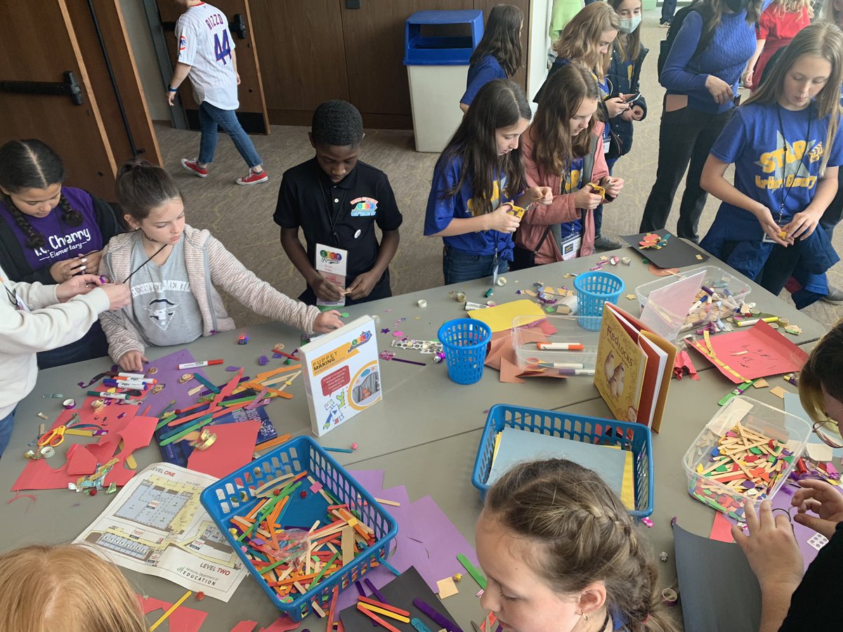 heidinelt's tweet photo. All the badges were collected in the #KyGoPlayground at @STLPKentucky today and I’m pretty sure I made 5 million buttons! Thanks @TLJamesA and @jeffsebulsky for letting @FTSchools be part of the chaos!  @JodyJohnsonFTIS @BBradfordFTIS @FTSUPT https://t.co/4sf0MteyR4