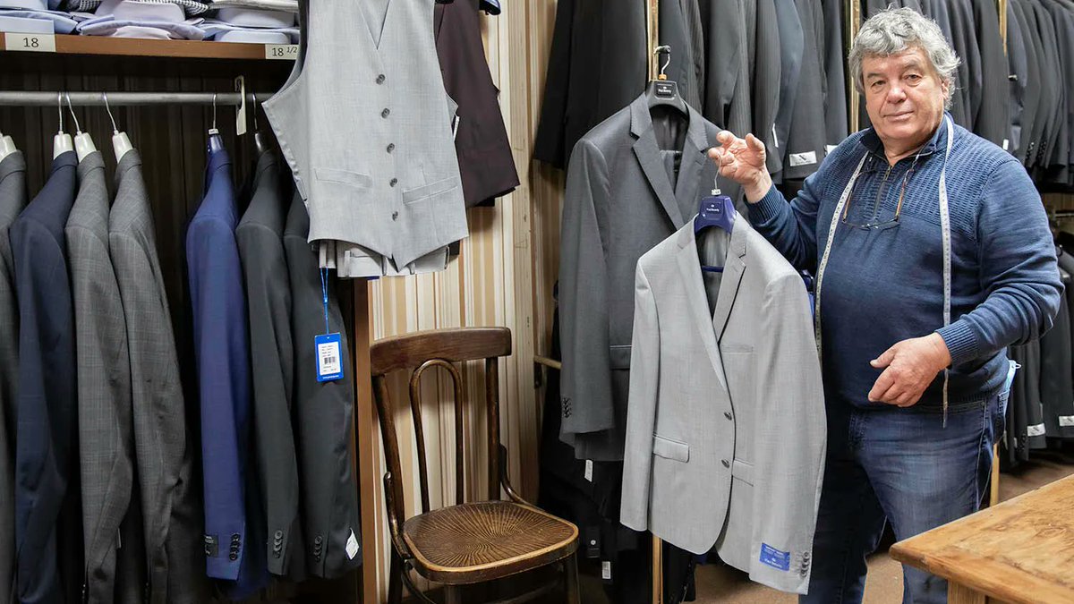 Head back to your in-person meetings, social events in style! Robert Brown, owner of Browns Menswear knows how to find the right sizing and fit to help you look your absolute best. Their suits are located on the right of the store, in addition to vests, and ties. #elmiraontario