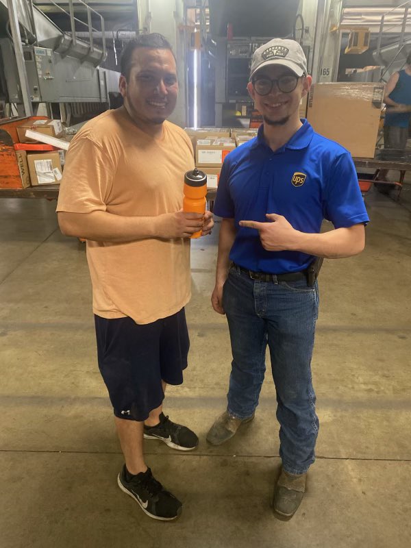 Indyday_lions's tweet photo. Want to recognize Julian for using his load stand and staying in his power zone!! Safety First #SafetyFirst #KeepingInHisPowerZone #UsingLoadStand #Recognition #Ups #DaySort #IndyLions @bigtymer504 @RosendahlThomas https://t.co/LwV7eWNsqT