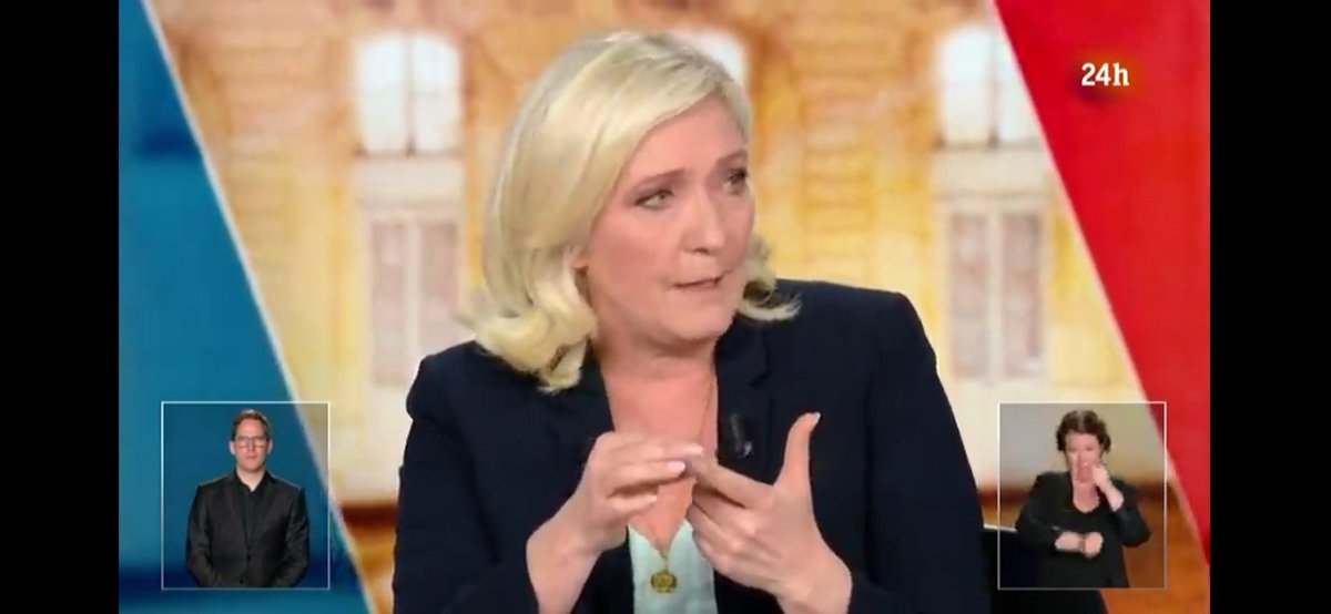 FilosofiaPolti's tweet photo. Marine #LePen 🇫🇷: "La situación del país es realmente muy mala. Estamos confrontados en una verdadera barbarie, asalvajamiento".
#DebatMarineMacron #debatmacronlepen #debate #ledebate #macron https://t.co/5rUltMPQav