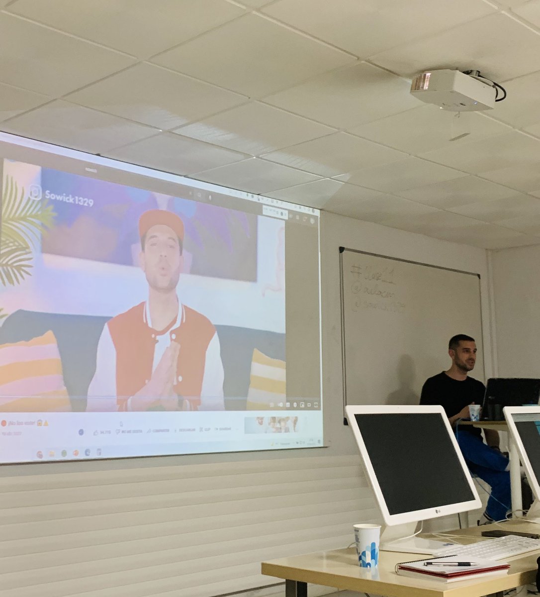 KattyCabreraMK's tweet photo. ¡Tremenda clase la de hoy! 🔝 Video Marketing con contenido interactivo y creativo 📹
Con el mejor profe y YouTuber @Sowick1329 @aulaCM #equipo233 https://t.co/0DlhyYjFVP