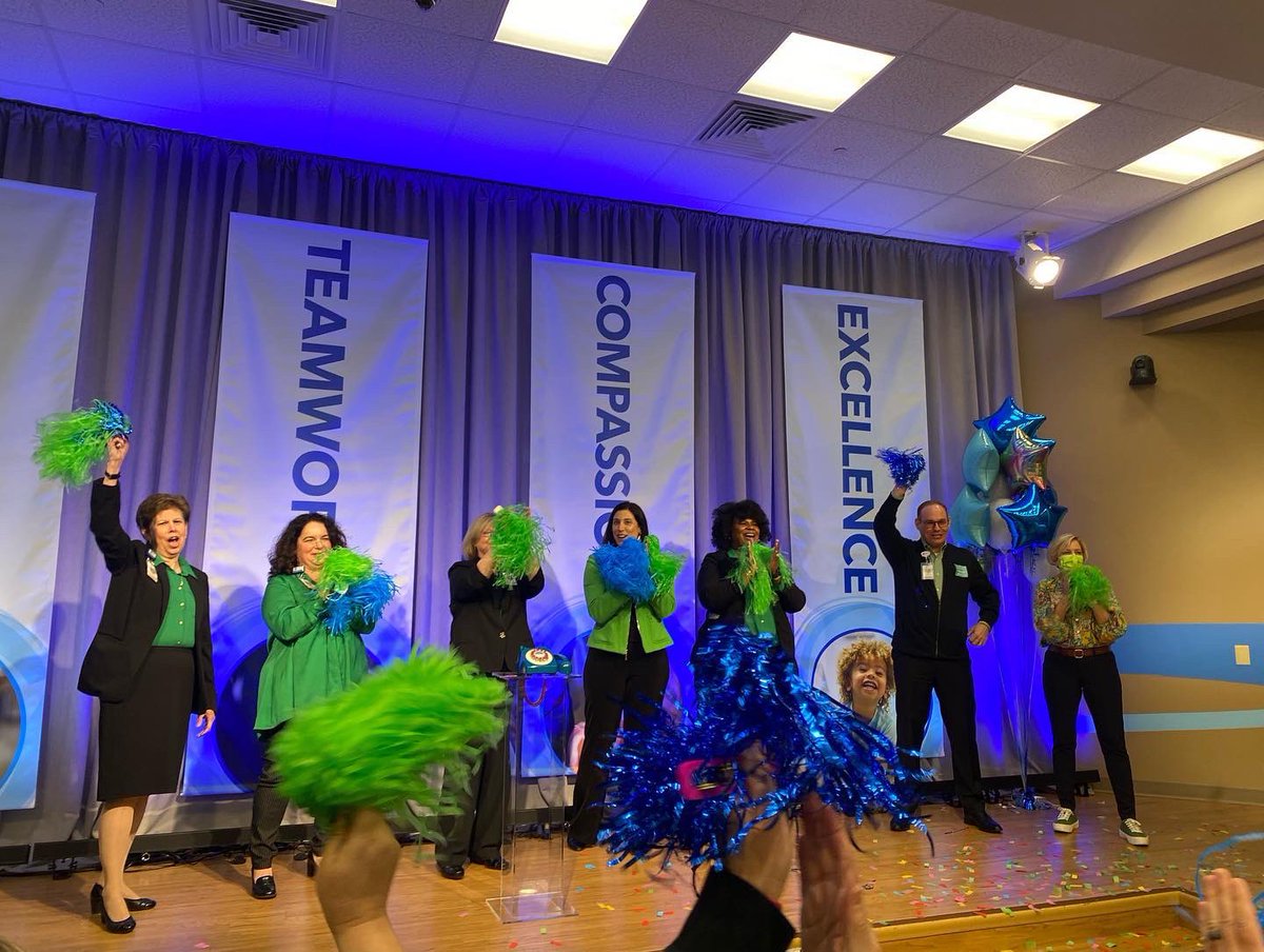 Carrie Lee tweet media