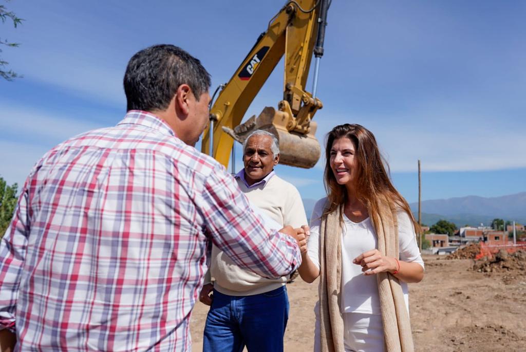 FQ0UZPIXsAct6tK?format=jpg&name=medium