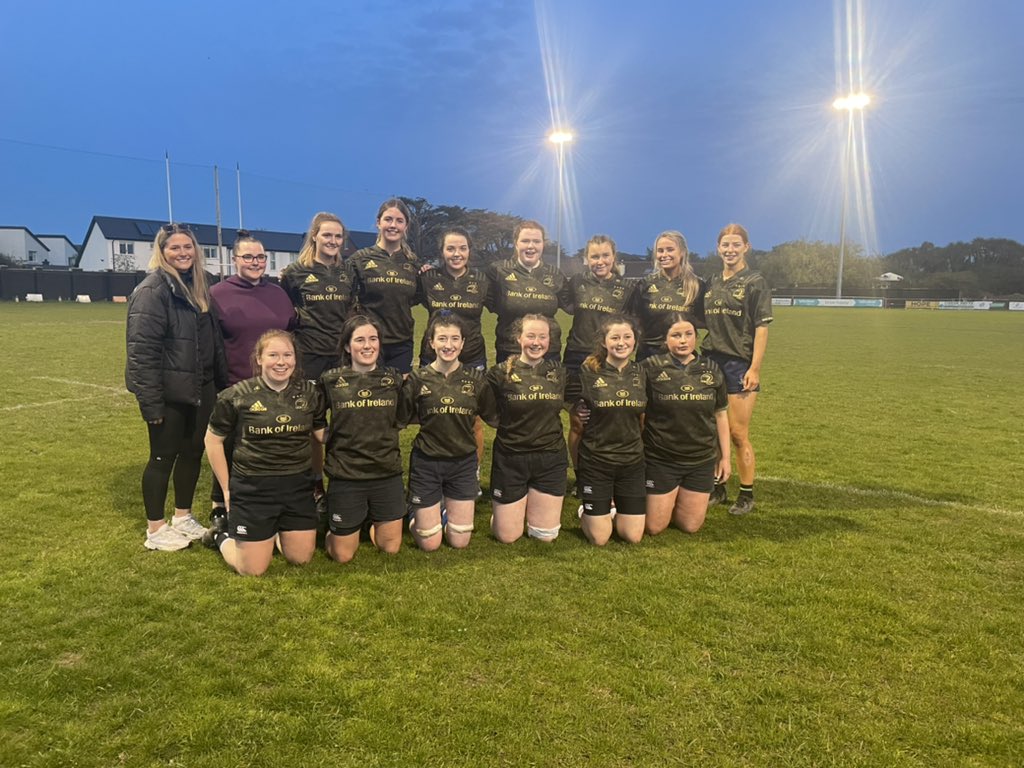 CiaraMaher8's tweet photo. Well done to our Midlands U20's squad on their win tonight against Metro in Suttonians RFC
Super performance by these women

#leinsterrugby @NiallKane4 @moore_k91 #MidlandsRugby #birrrfc #longfordrfc #tullamorerfc #mullingarrfc #Edenderryrfc https://t.co/aWDwmsr0q6
