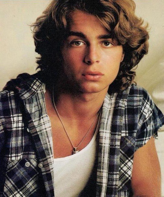 Happy Birthday to Joey Lawrence  