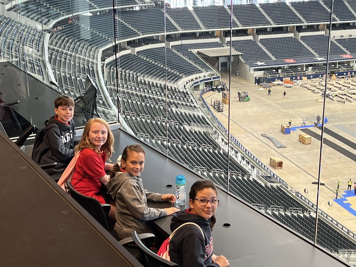 michele mclendon tweet media