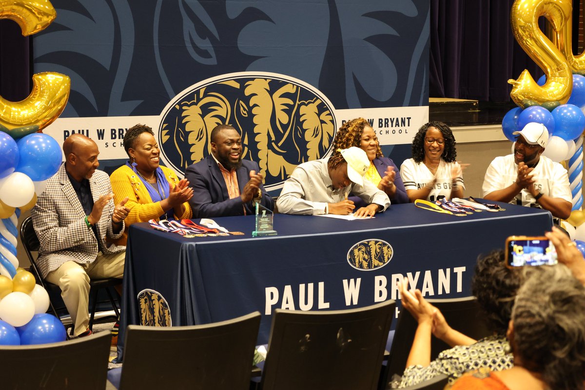 TCSBoardofEd's tweet photo. Congrats to @BryantStampede student/athlete @JavionWatkins, 2x 6A Alabama LJ Champion, for continuing his academic/athletic career with @JCSUSports!! #BeAMAZING https://t.co/8RlaDcjqEi